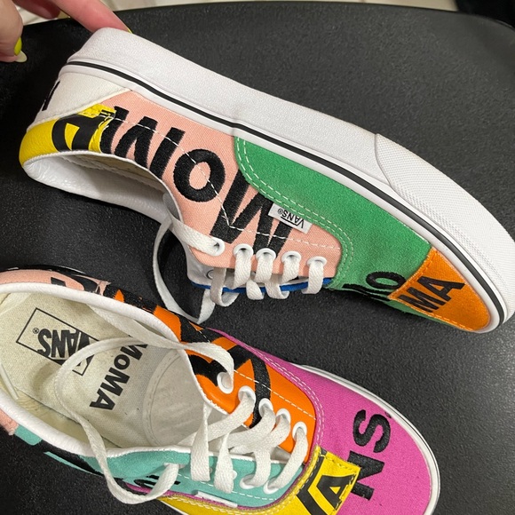 No tags - Picture 2 of 6